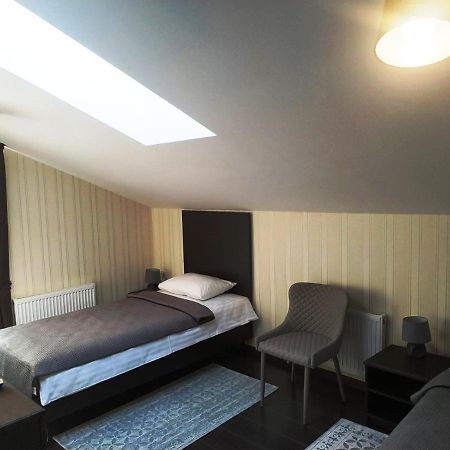 Hotel Business Apartments Dnipro Exterior foto